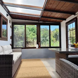 Casa Julian Garafía